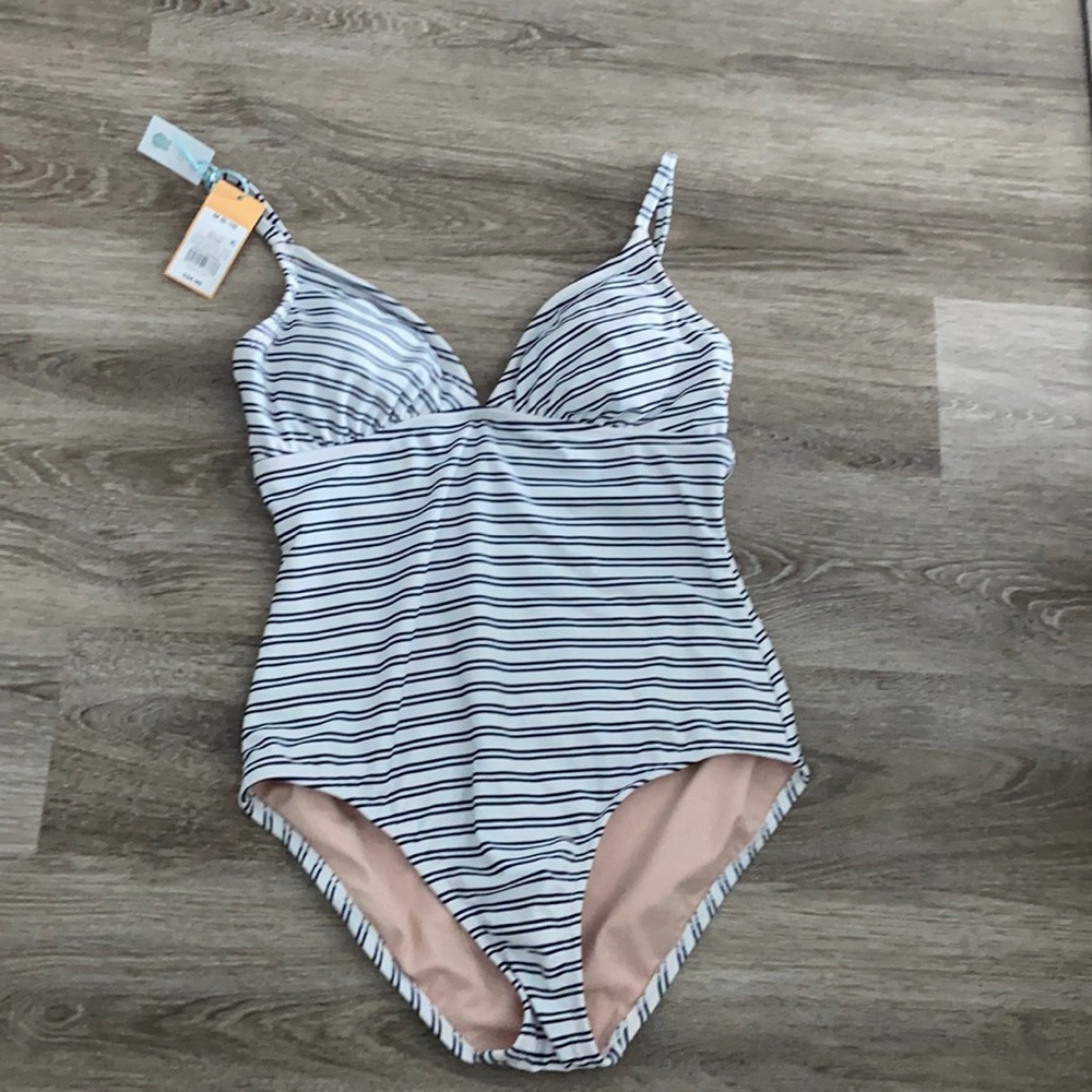 Kona Sol White and black swimsuit